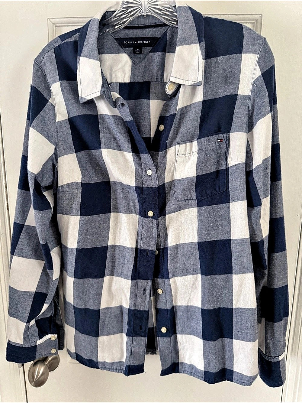 Tommy Hilfiger Plaid Button Down in Blue & White Size Medium Like New